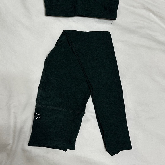 Beyond Yoga Spacedye dark green yoga set - Picture 2 of 4